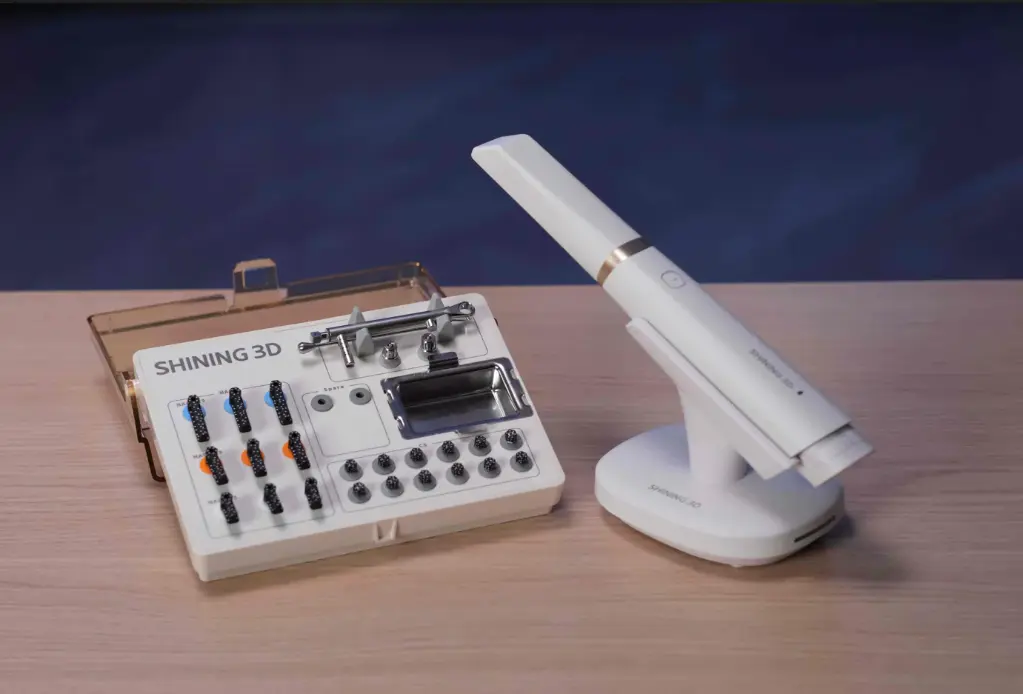 Shining3D AoralScan Elite Wireless intraoraalne skanner